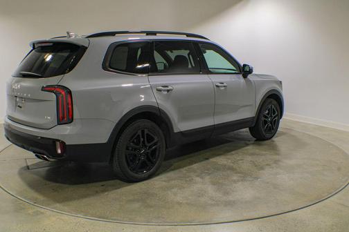 Wolf Gray 2024 Kia Telluride SX Prestige X-Line