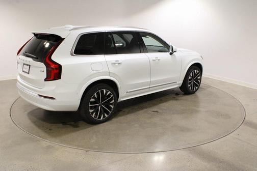 2026 Volvo XC90 B6 Ultra 7-Seater