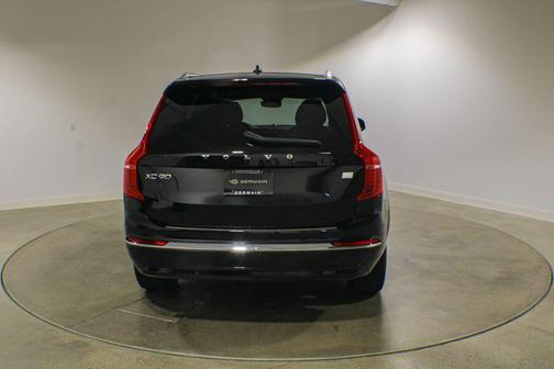 Onyx Black Metallic 2024 Volvo XC90 Recharge Plug-In Hybrid T8 Ultimate 6-Seater