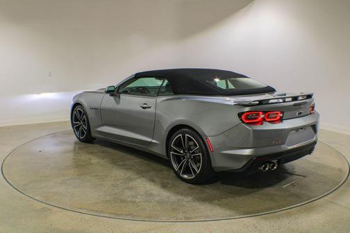 Sharkskin Metallic 2023 Chevrolet Camaro 1SS