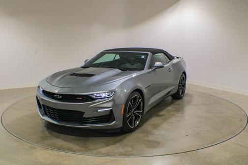 Sharkskin Metallic 2023 Chevrolet Camaro 1SS