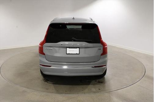 2024 Volvo XC90 B5 Core Bright Theme