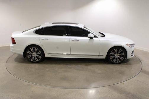 2022 Volvo S90 B6 Inscription