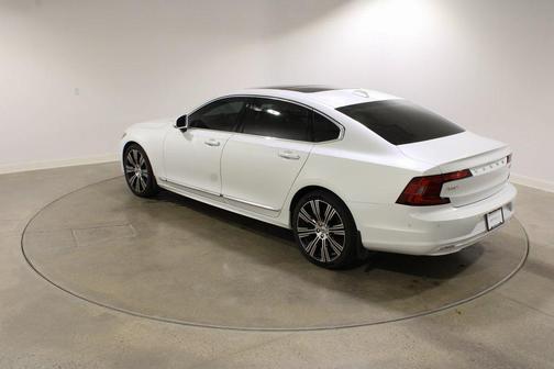 2022 Volvo S90 B6 Inscription