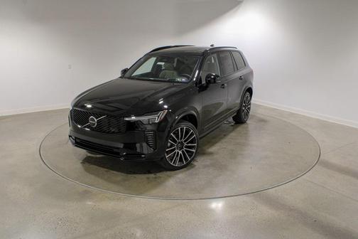 2026 Volvo XC90 B6 Ultra Dark Theme 6-Seater