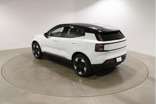 2025 Volvo EX30 Twin Motor Plus
