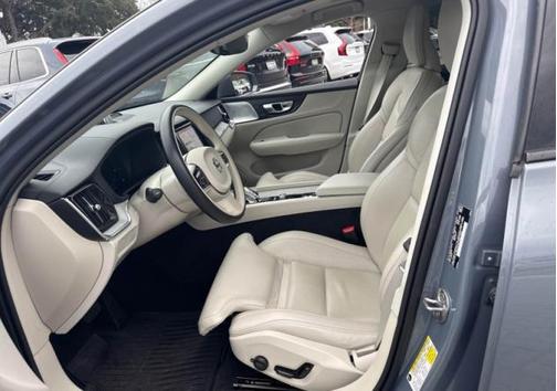 Thunder Grey Metallic 2024 Volvo V60 Cross Country B5 Ultimate