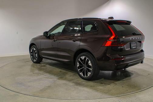 Mulberry Metallic 2026 Volvo XC60 B5 Plus
