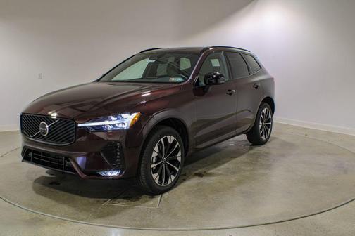 Mulberry Metallic 2026 Volvo XC60 B5 Plus