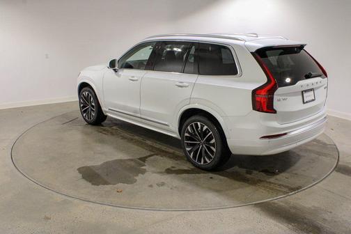 2026 Volvo XC90 B6 Ultra 7-Seater