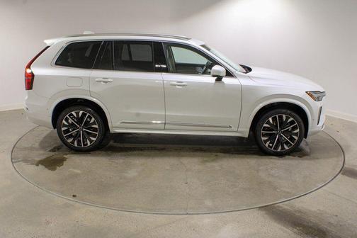 2026 Volvo XC90 B6 Ultra 7-Seater