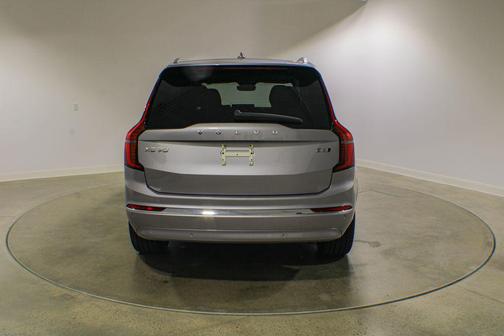 Aurora Silver 2026 Volvo XC90 Plus, B6 AWD Gas (mild hybrid), Gasoline, Bright, 7 Seats