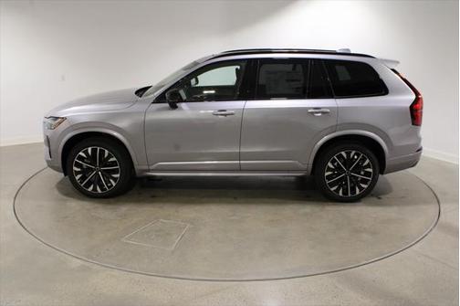 2026 Volvo XC90 B6 Ultra Dark Theme 7-Seater