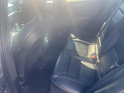 2021 Volvo XC60 T5 Inscription