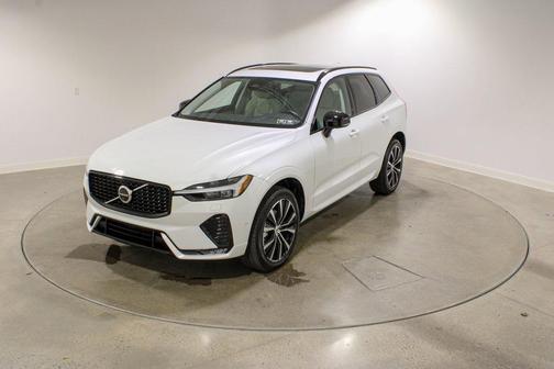 2025 Volvo XC60 B5 Plus