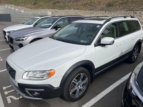 2014 Volvo XC70 T6 Premier Plus