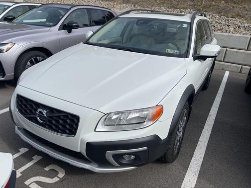 2014 Volvo XC70 T6 Premier Plus