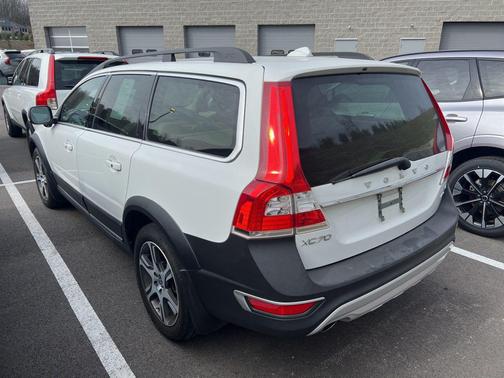 2014 Volvo XC70 T6 Premier Plus
