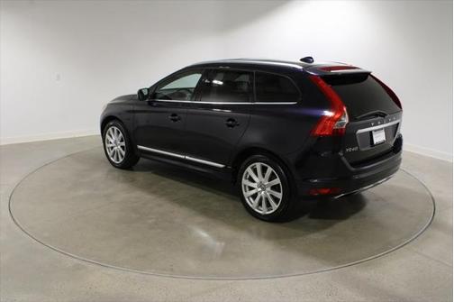 2017 Volvo XC60 T5 Inscription
