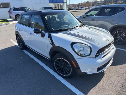 2015 MINI Countryman Cooper S