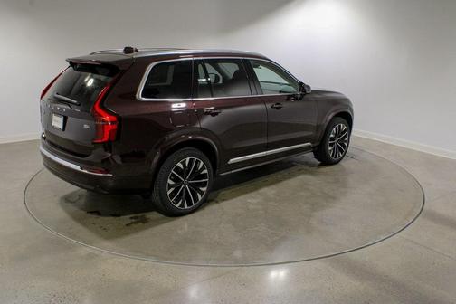 2026 Volvo XC90 B6 Plus 6-Seater
