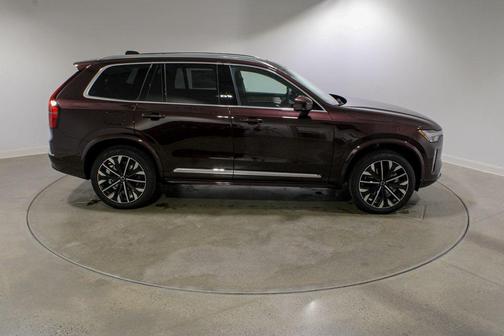 2026 Volvo XC90 B6 Plus 6-Seater