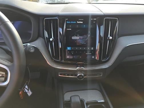 Denim Blue Metallic 2025 Volvo XC60 B5 Plus