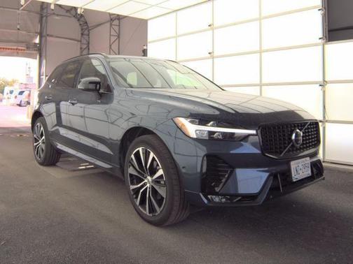 Denim Blue Metallic 2025 Volvo XC60 B5 Plus