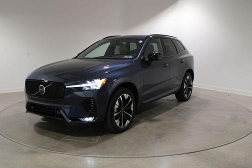 Denim Blue Metallic 2025 Volvo XC60 B5 Plus