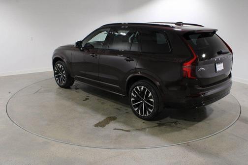 2026 Volvo XC90 B6 Ultra Dark Theme 7-Seater