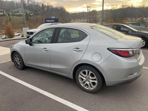 2018 Toyota Yaris iA Base