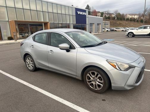 2018 Toyota Yaris iA Base