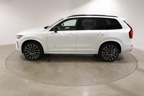 2026 Volvo XC90 B6 Ultra Dark Theme 6-Seater