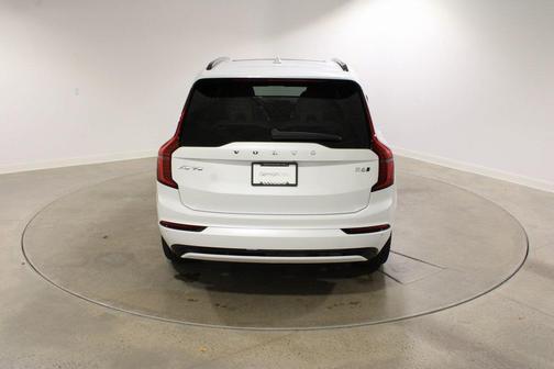 2026 Volvo XC90 B6 Ultra Dark Theme 6-Seater