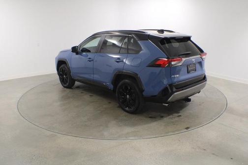 Cavalry Blue/Midnight Black Metallic 2022 Toyota RAV4 Hybrid SE