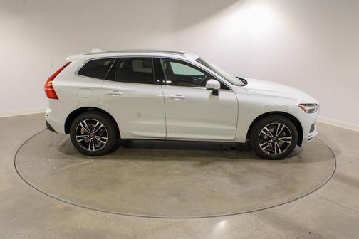 2019 Volvo XC60 T5 Momentum