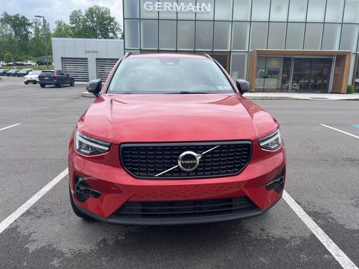 Fusion Red Metallic 2024 Volvo XC40 B5 Plus Dark Theme