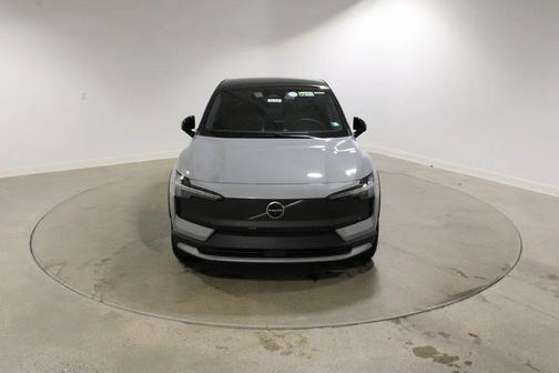 Vapour Grey Metallic 2026 Volvo EX30 Cross Country Ultra, Twin Motor Performance, Fully electric