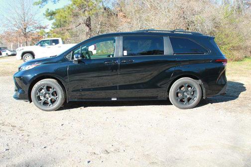 2025 Toyota Sienna Woodland Edition