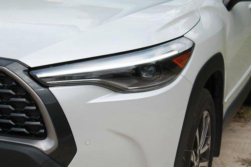 2022 Toyota Corolla Cross XLE