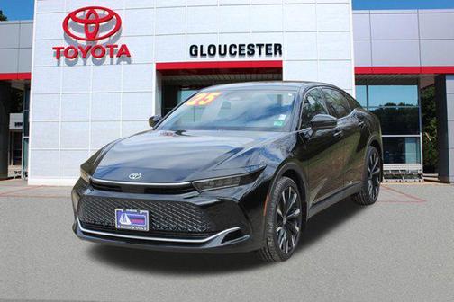 2025 Toyota Crown Platinum