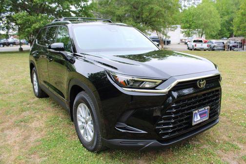 Midnight Black Metallic 2026 Toyota Grand Highlander XLE