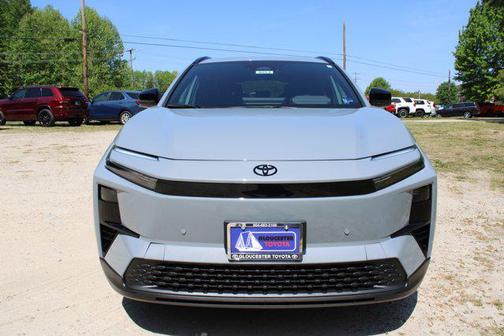 Cement 2026 Toyota C-HR SE