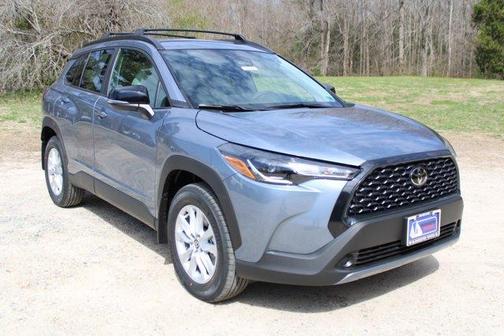 2025 Toyota Corolla Cross LE