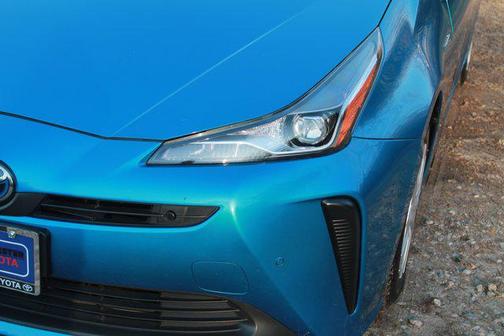 2020 Toyota Prius LE