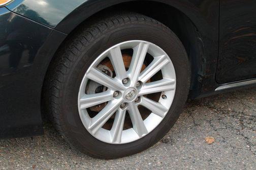 2013 Toyota Camry Hybrid XLE