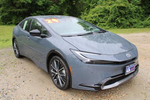 2024 Toyota Prius XLE