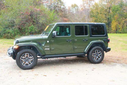 2024 Jeep Wrangler 4-Door Sahara 4x4