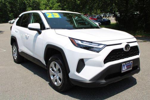 2023 Toyota RAV4 LE