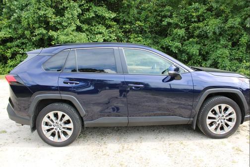 Blueprint 2019 Toyota RAV4 XLE Premium